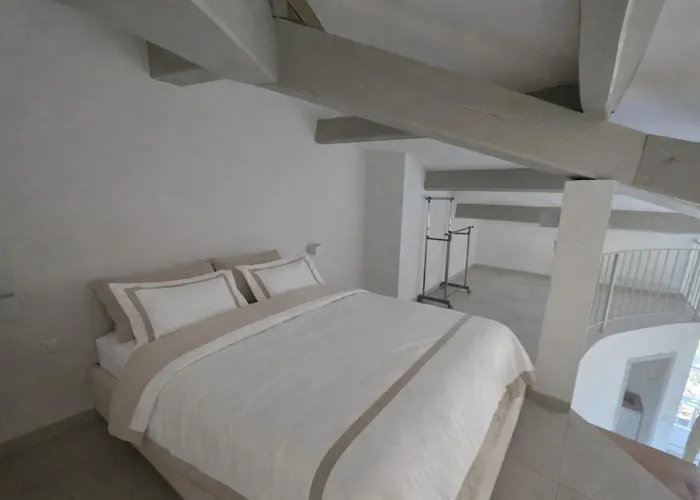 Appartement Vue Piscine A 2 Pas De La